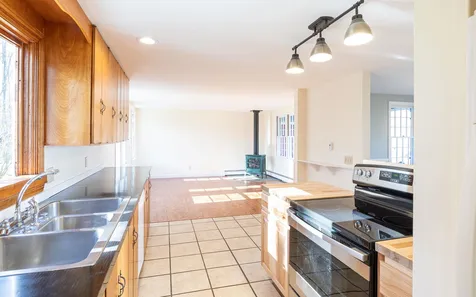 60 County Road Walpole NH 03608