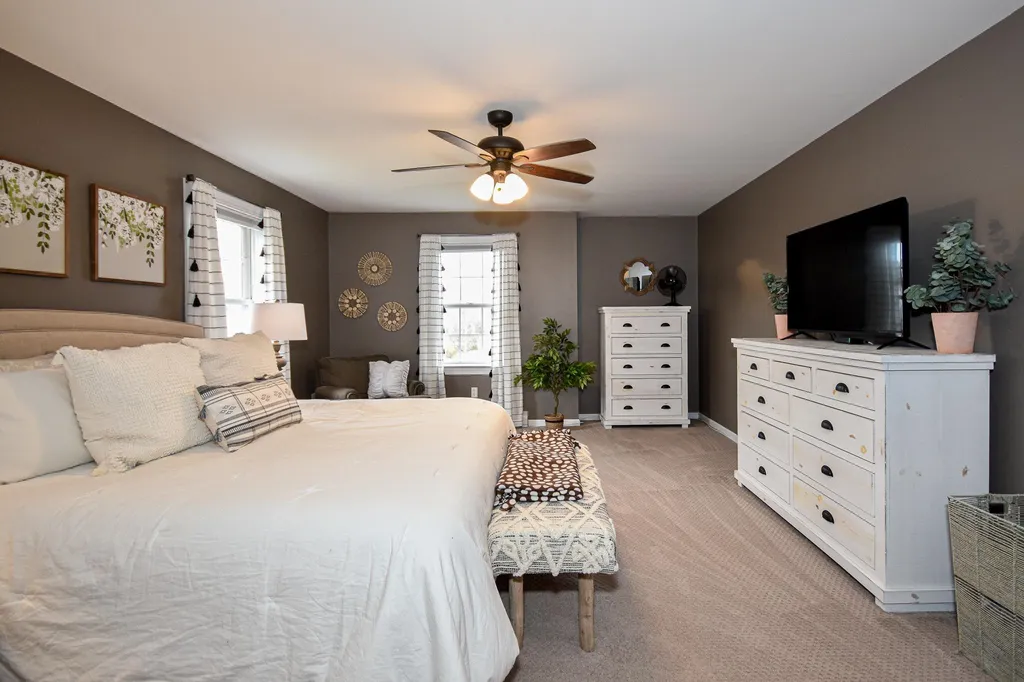 25 Benjamin Way Dover NH 03820