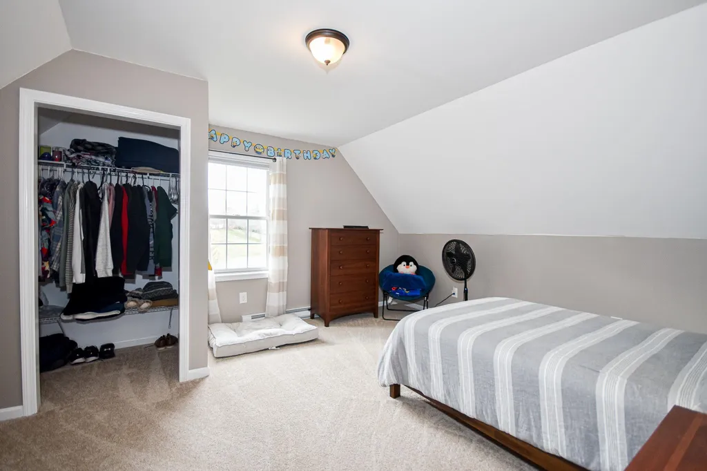 25 Benjamin Way Dover NH 03820