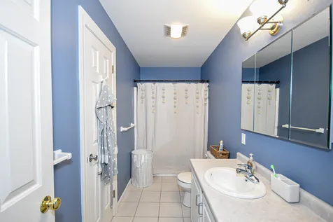 25 Benjamin Way Dover NH 03820