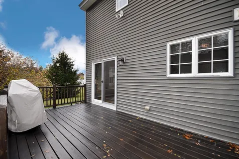 25 Benjamin Way Dover NH 03820