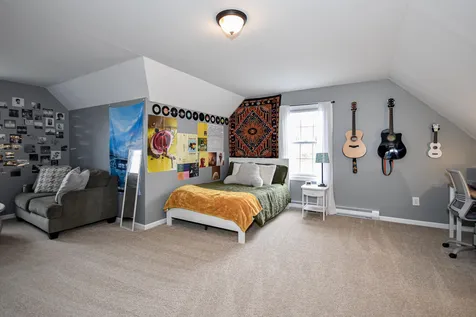 25 Benjamin Way Dover NH 03820