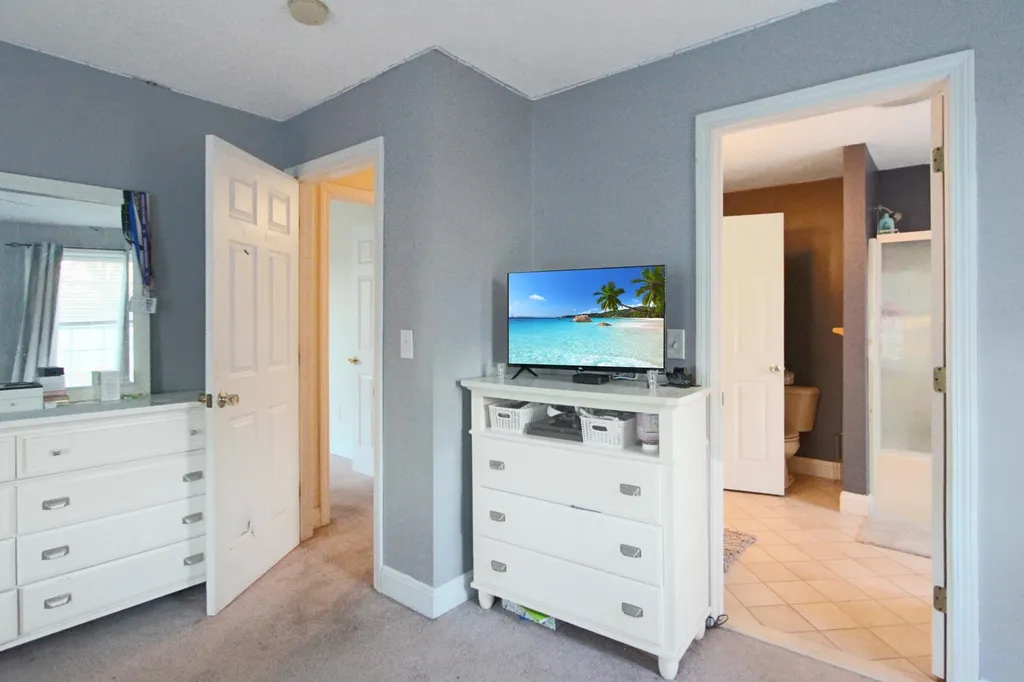 11 Violette Lane Seabrook NH 03874
