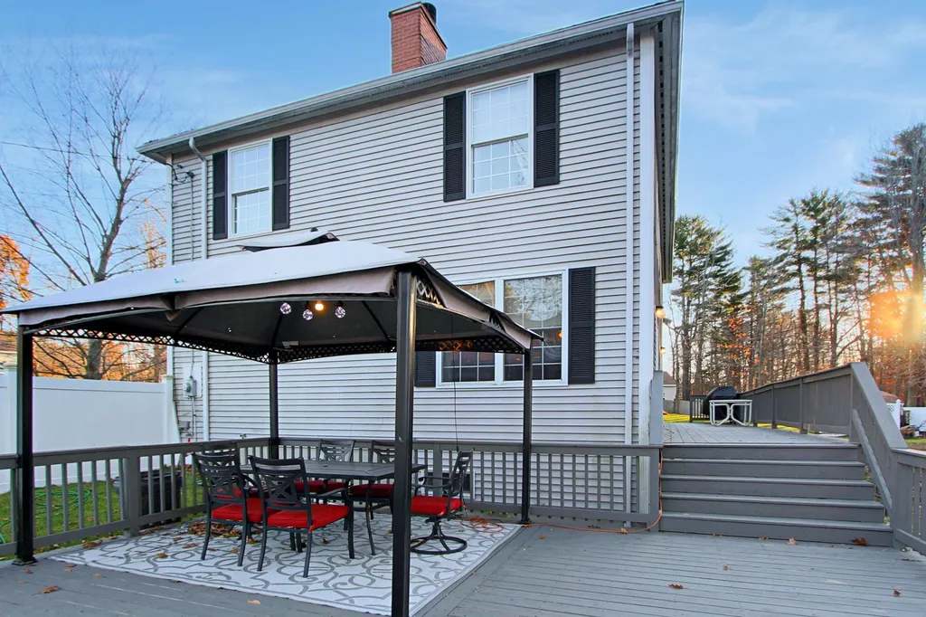 11 Violette Lane Seabrook NH 03874