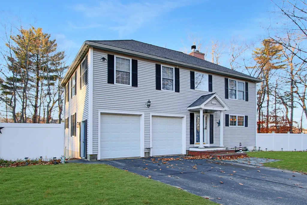 11 Violette Lane Seabrook NH 03874