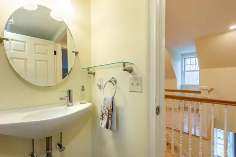71 Shurtleff Lane Woodstock VT 05091