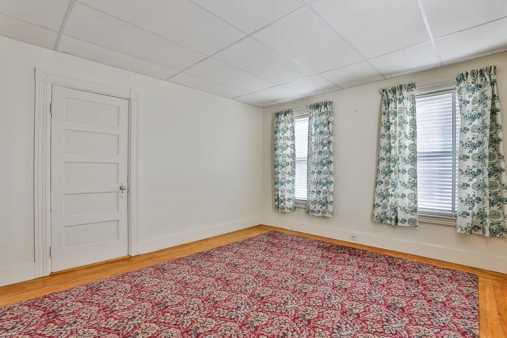64 Belmont Street Manchester NH 03103
