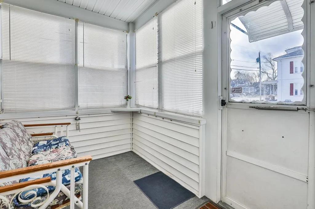 64 Belmont Street Manchester NH 03103