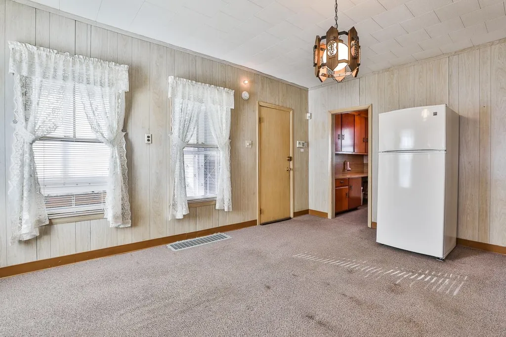 64 Belmont Street Manchester NH 03103