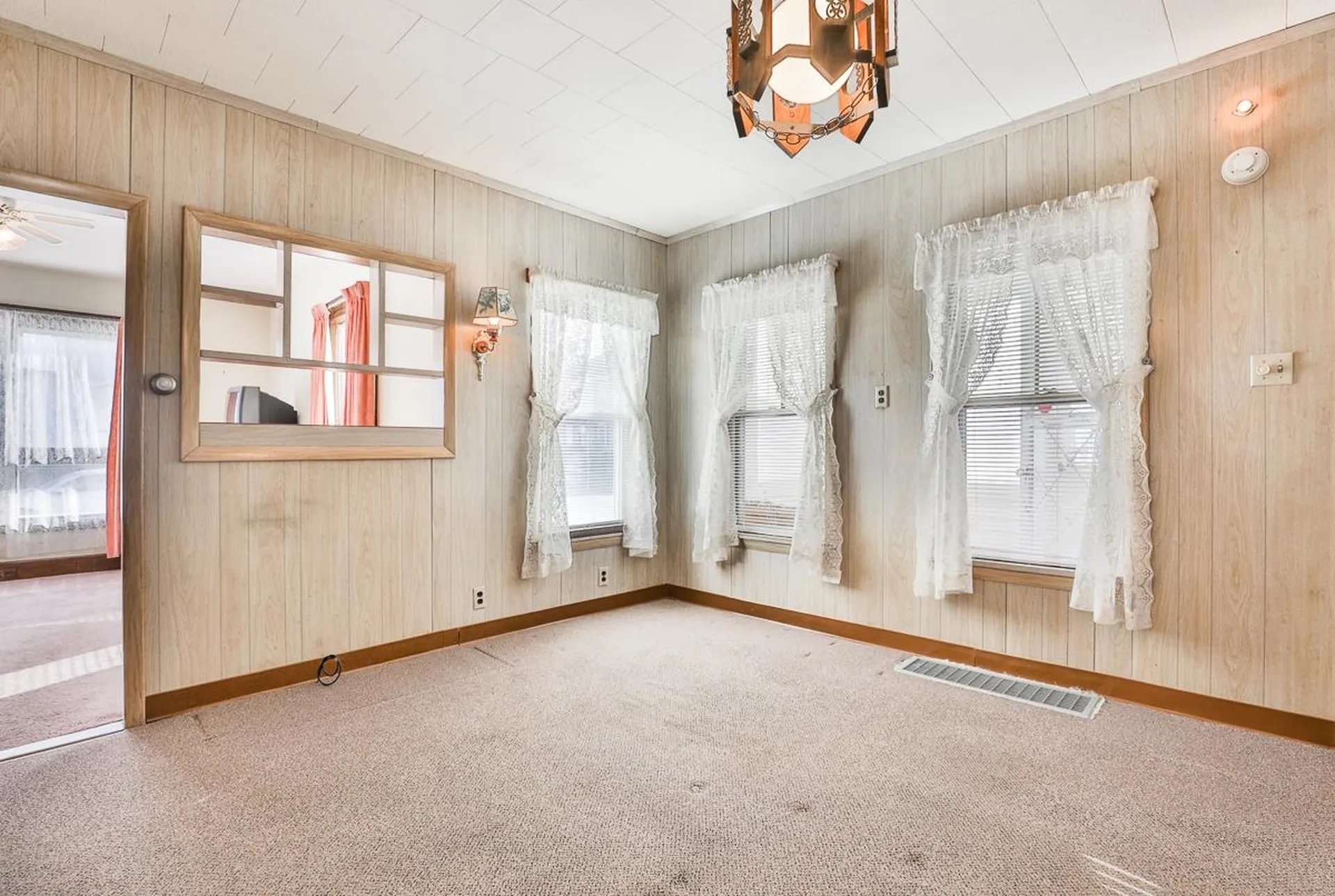 64 Belmont Street Manchester NH 03103