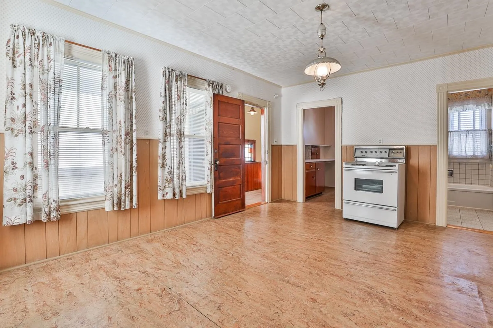 64 Belmont Street Manchester NH 03103