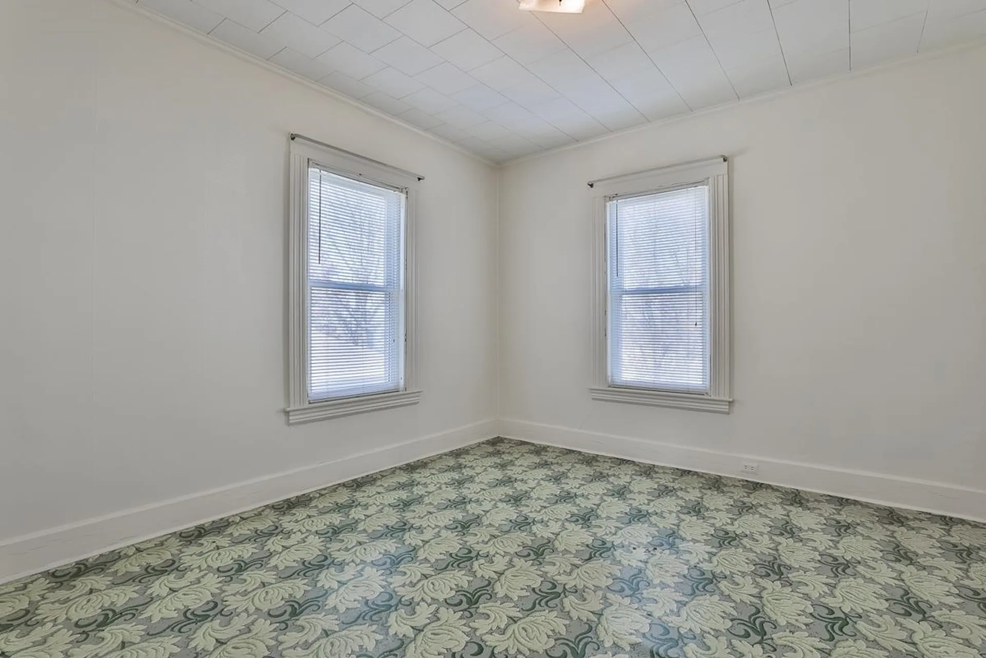64 Belmont Street Manchester NH 03103