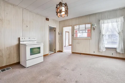 64 Belmont Street Manchester NH 03103