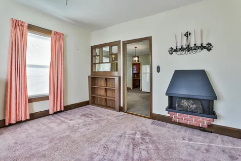 64 Belmont Street Manchester NH 03103