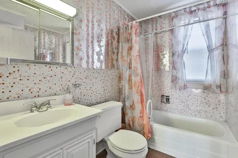 64 Belmont Street Manchester NH 03103