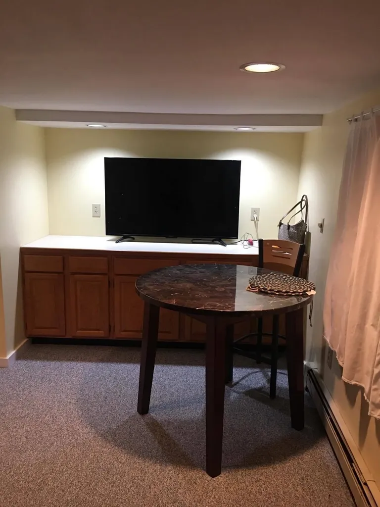 72 N Spring Street Concord NH 03301