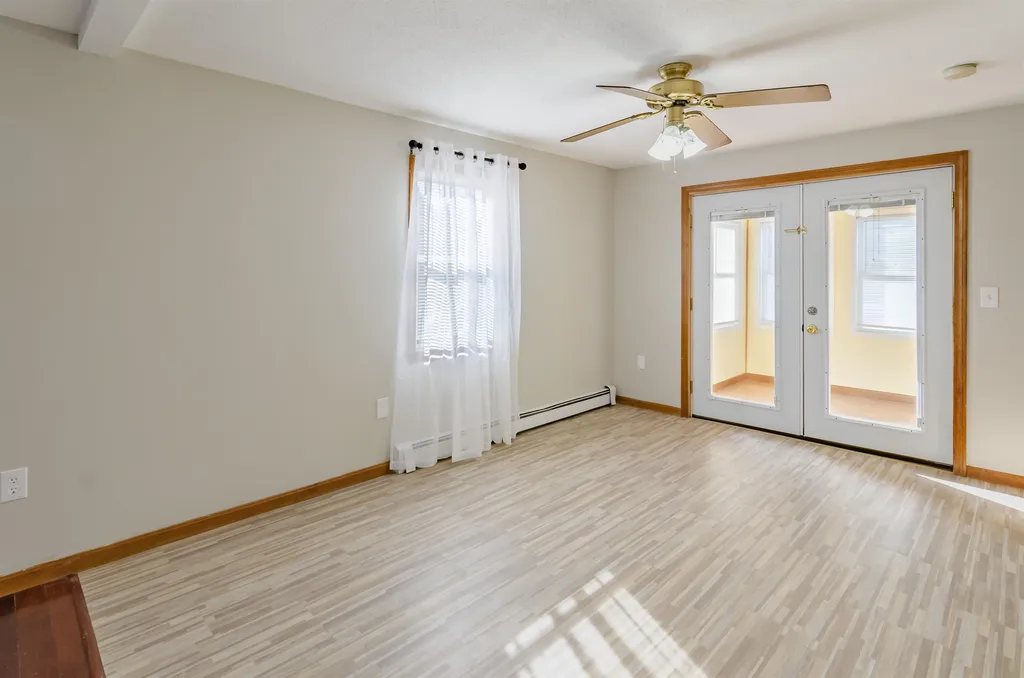13L Phillip Road Derry NH 03038