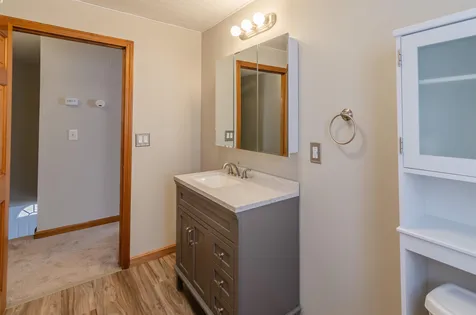 13l Phillip Road Derry NH 03038