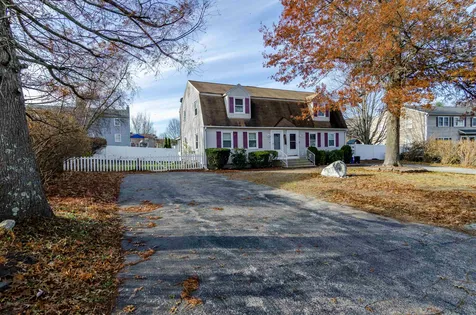 13l Phillip Road Derry NH 03038