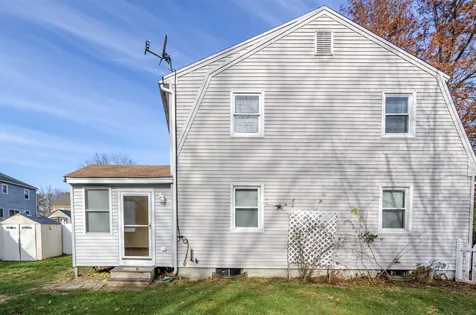 13l Phillip Road Derry NH 03038