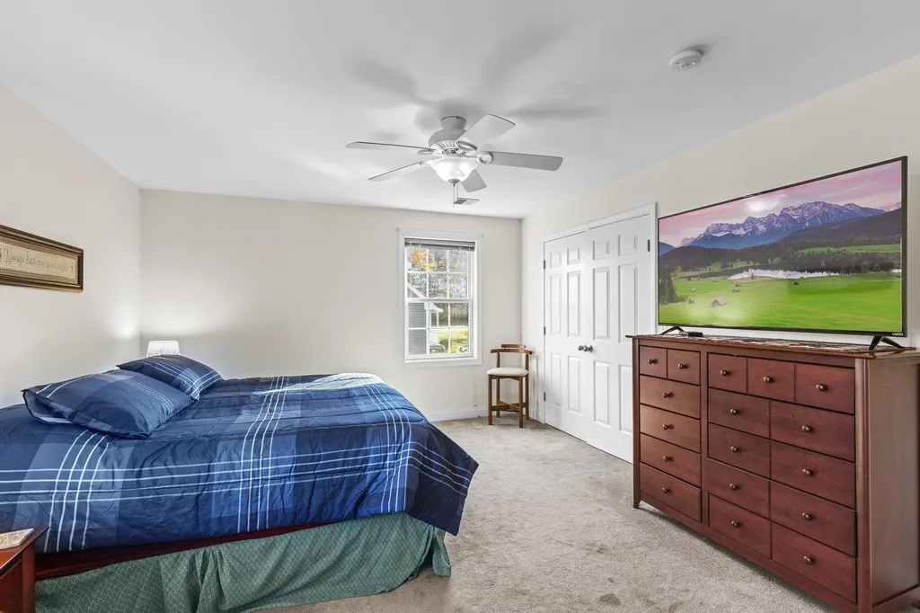 50 Ians Way Rochester NH 03867