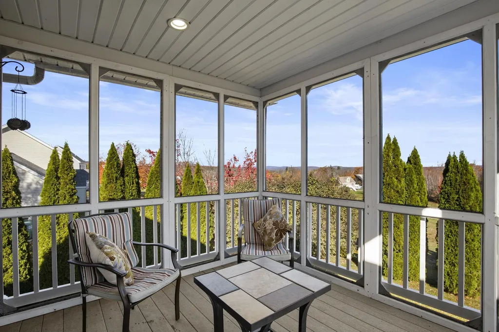 50 Ians Way Rochester NH 03867