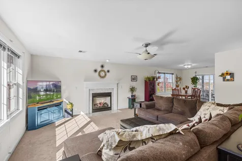 50 Ians Way Rochester NH 03867