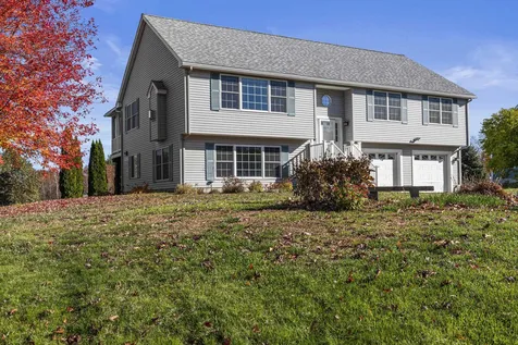 50 Ians Way Rochester NH 03867