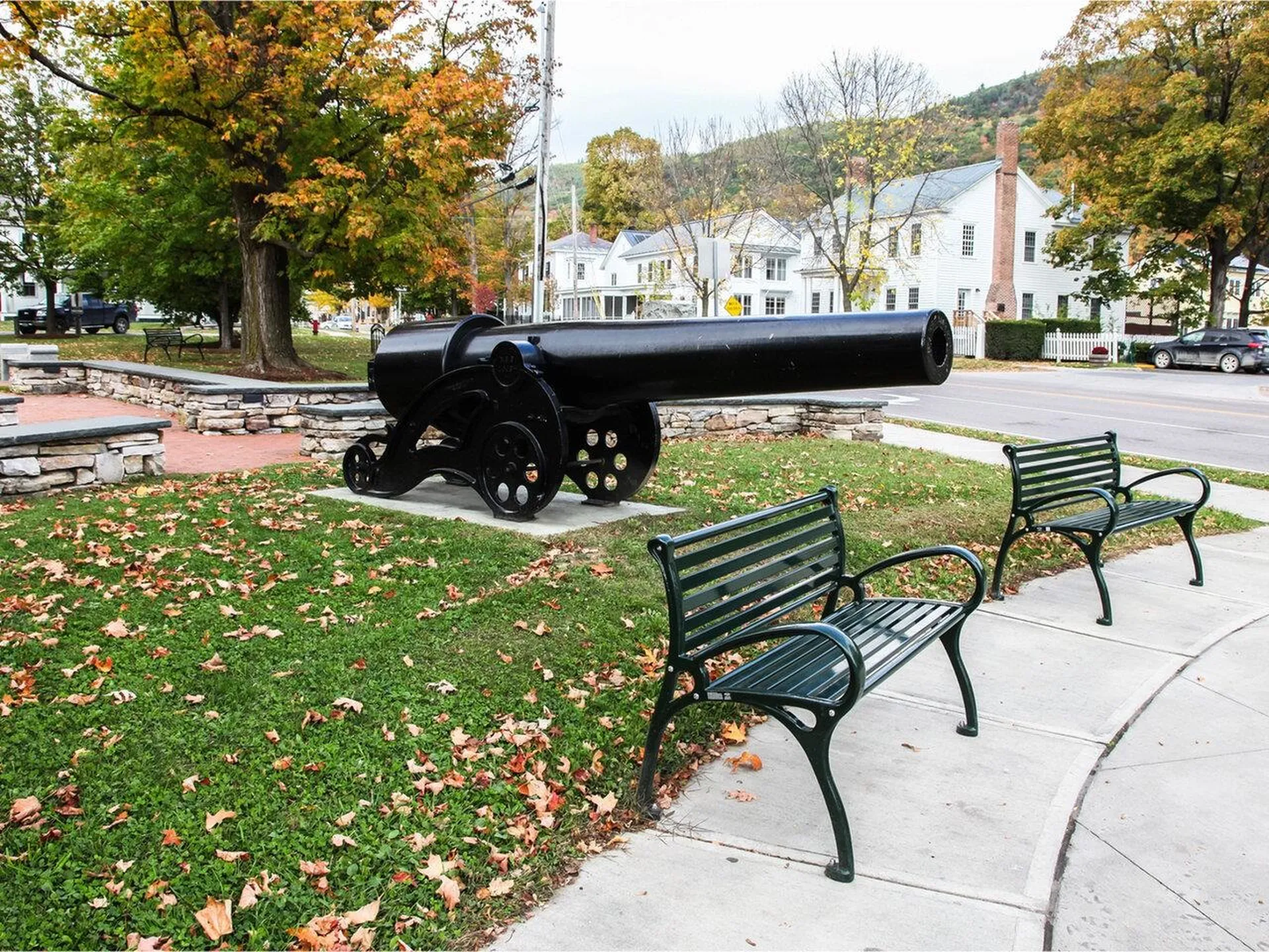 9 Cottage Park Bristol VT 05443
