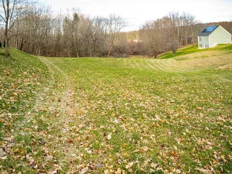 9 Cottage Park Bristol VT 05443