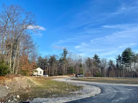 26 Sharon Way Fremont NH 03044