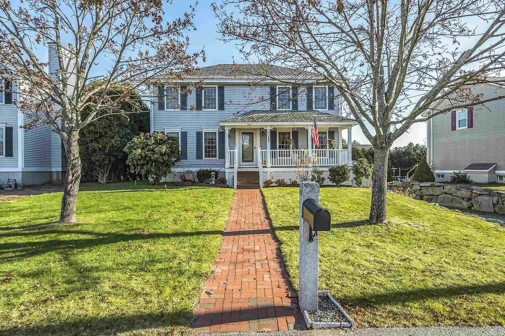205 Stonington Drive Manchester NH 03109