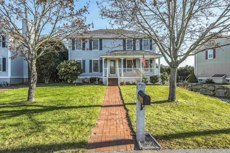 205 Stonington Drive Manchester NH 03109