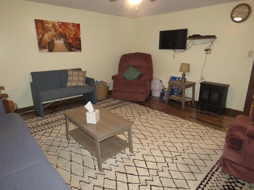 33 Oak Street Newport City VT 05855