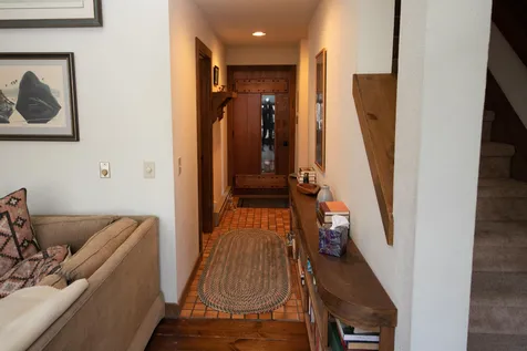 934 East Ash Road Plymouth VT 05056
