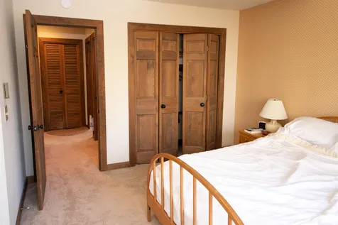 934 East Ash Road Plymouth VT 05056