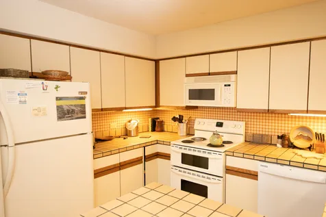 934 East Ash Road Plymouth VT 05056