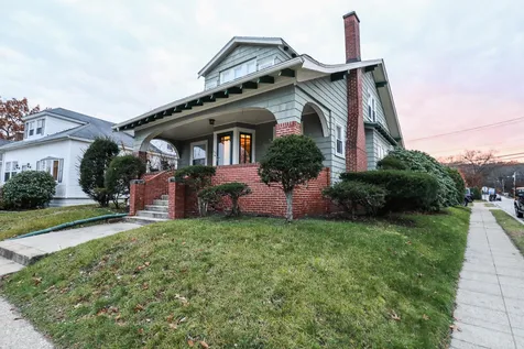 534 Coolidge Avenue Manchester NH 03102