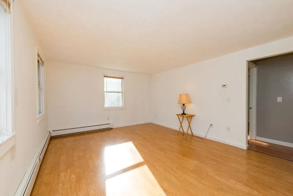 16 Glen Hill Road Dover NH 03820
