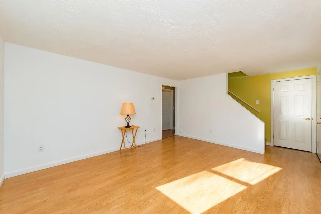 16 Glen Hill Road Dover NH 03820