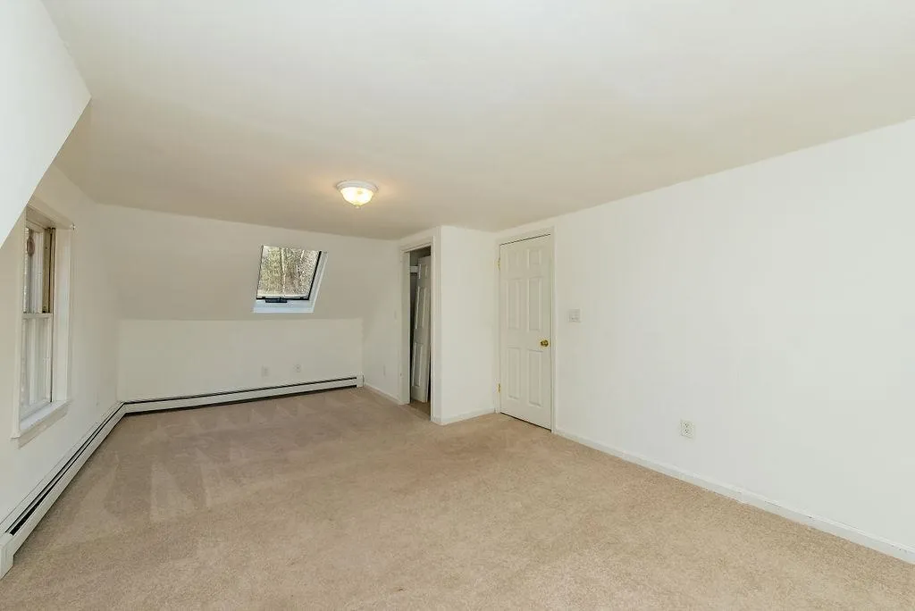 16 Glen Hill Road Dover NH 03820
