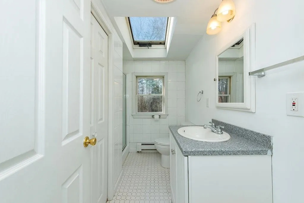 16 Glen Hill Road Dover NH 03820
