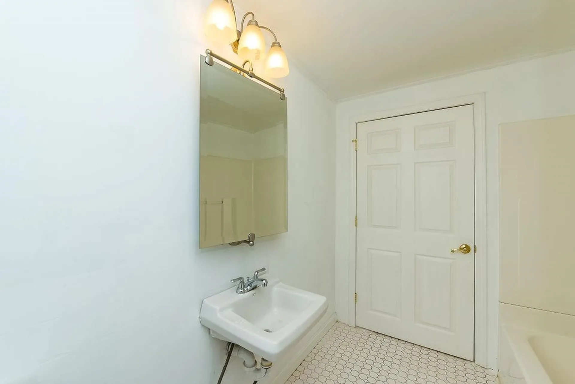 16 Glen Hill Road Dover NH 03820