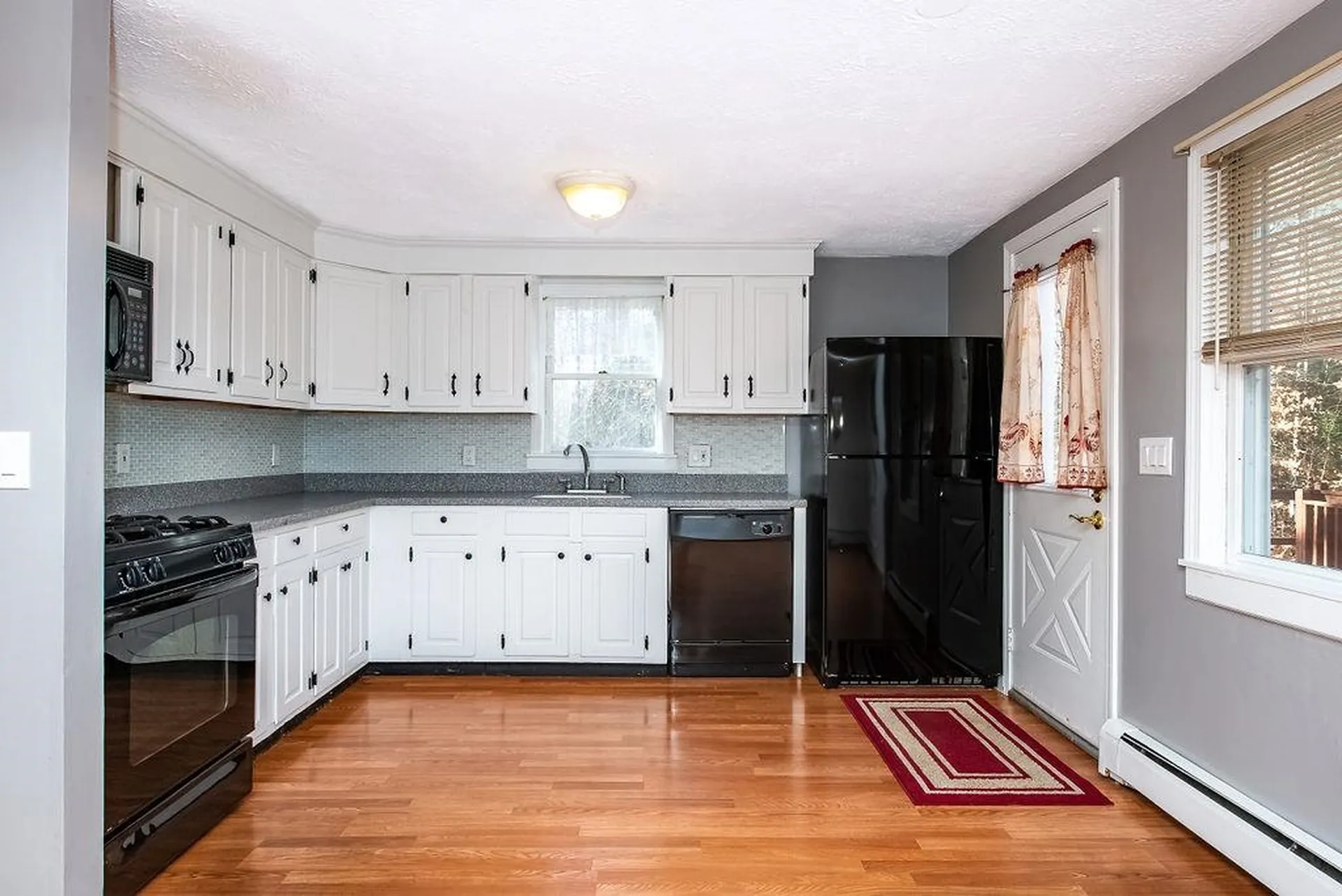 16 Glen Hill Road Dover NH 03820