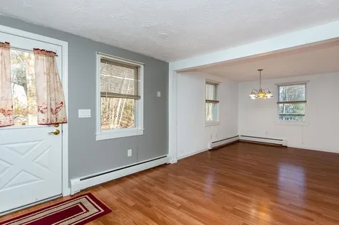 16 Glen Hill Road Dover NH 03820