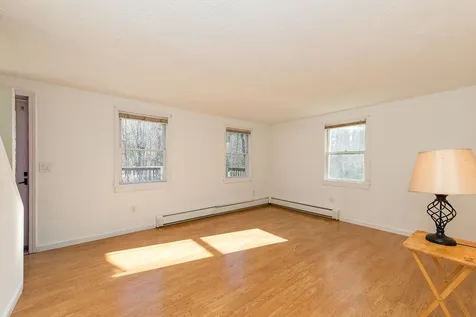 16 Glen Hill Road Dover NH 03820