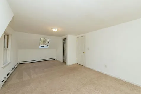 16 Glen Hill Road Dover NH 03820
