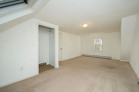 16 Glen Hill Road Dover NH 03820