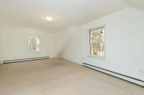 16 Glen Hill Road Dover NH 03820