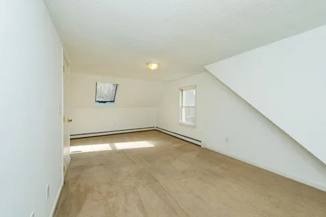 16 Glen Hill Road Dover NH 03820